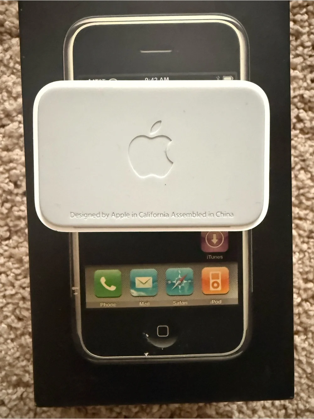 Apple White 30‑Pin Dock Adapter for Charging & Docking